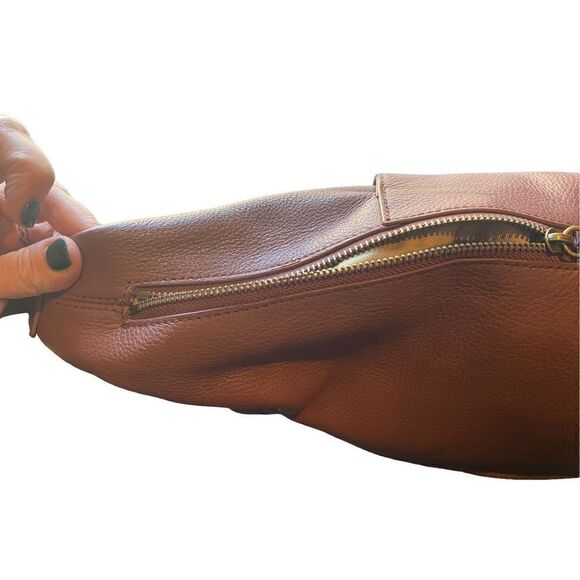 Lucky Brand brown leather over the shoulder  large hobo bag rare - Picture 2 of 16